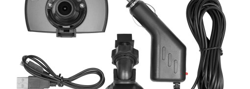 © Dash cam kit isolated on white - kravcs Dashcams in Autos - Was ist erlaubt?