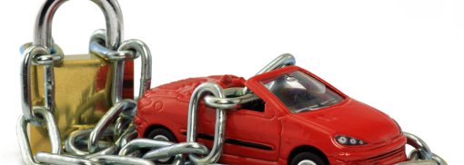 © Auto mit Kette #39479772 | Urheber: Schlierner Autodiebstahl - Wie kann man sich davor schützen?