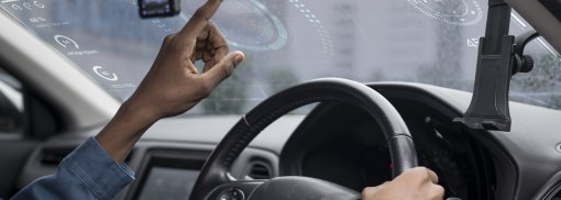 © Rawpixel / EnvatoElements Assistenzsysteme im Auto: Hilfe oder Hinweis auf schlechtes Fahren?