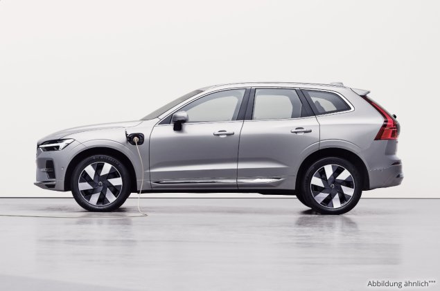 Volvo XC60 T8 Plug-in H AWD Plus Black Edition Auto 8-Gang